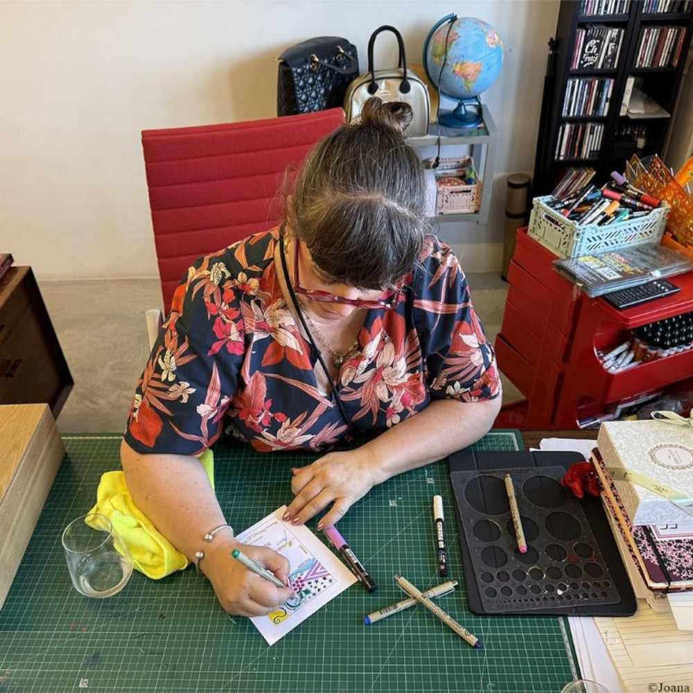 🎨 Château Mouton Rothschild Unveils 2023 Label: Joana Vasconcelos's "Paraíso"